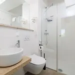 Modernes Penthouse Nur 200 Meter Zum Sandstrand Mit Meerblick Und Parkplatz Appartamento Crikvenica