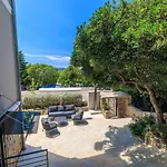 Modernes Penthouse Nur 200 Meter Zum Sandstrand Mit Meerblick Und Parkplatz Appartamento