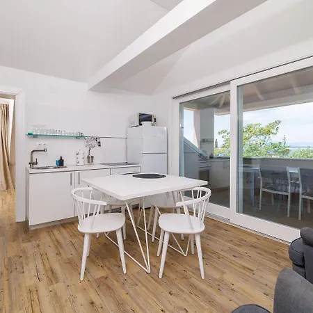 Modernes Penthouse Nur 200 Meter Zum Sandstrand Mit Meerblick Und Parkplatz Apartman *