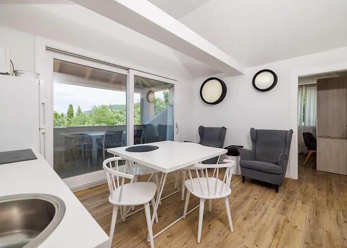Modernes Penthouse Nur 200 Meter Zum Sandstrand Mit Meerblick Und Parkplatz * Crikvenica