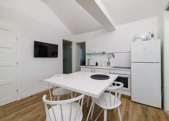 Modernes Penthouse Nur 200 Meter Zum Sandstrand Mit Meerblick Und Parkplatz Apartman *