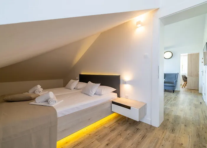 Modernes Penthouse Nur 200 Meter Zum Sandstrand Mit Meerblick Und Parkplatz Apartman Crikvenica