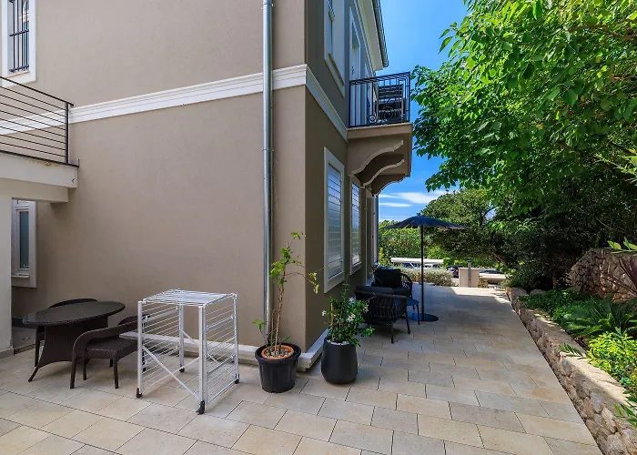 Modernes Penthouse Nur 200 Meter Zum Sandstrand Mit Meerblick Und Parkplatz Apartman